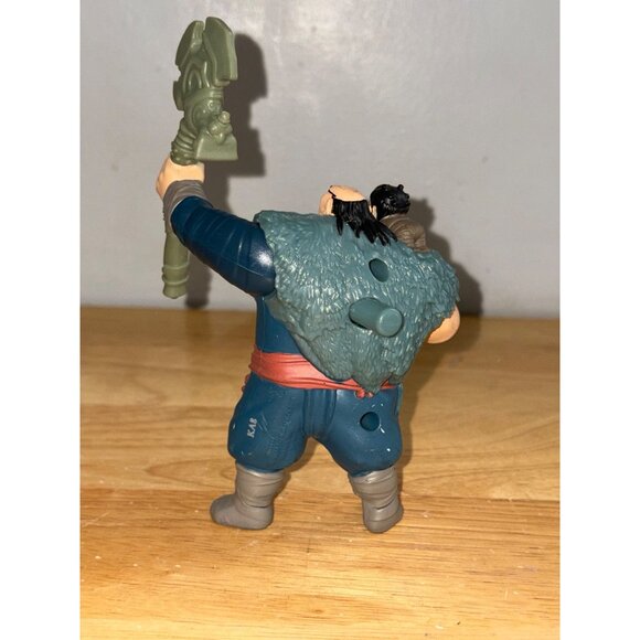 Disney McDonalds 2020 Mulan Animated Movie Action Figure Yao Holding Axe Toy - Picture 3 of 6